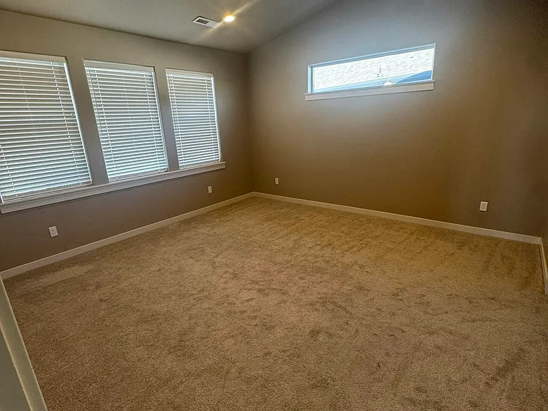 18551 White Rose Pl — Photo 7