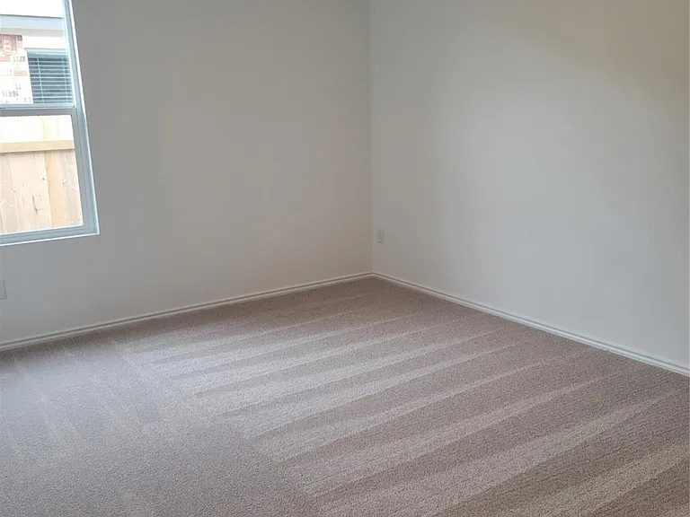 623 Waterway Ave — Photo 11