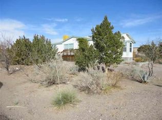 101 Cactus Rd, Elephant Butte, NM 87935