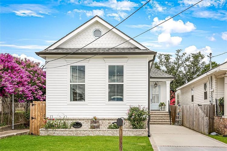 1st image of 6331 Marigny St