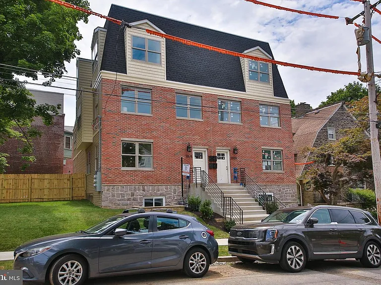 18 W Phil Ellena St #B2 — Photo 15