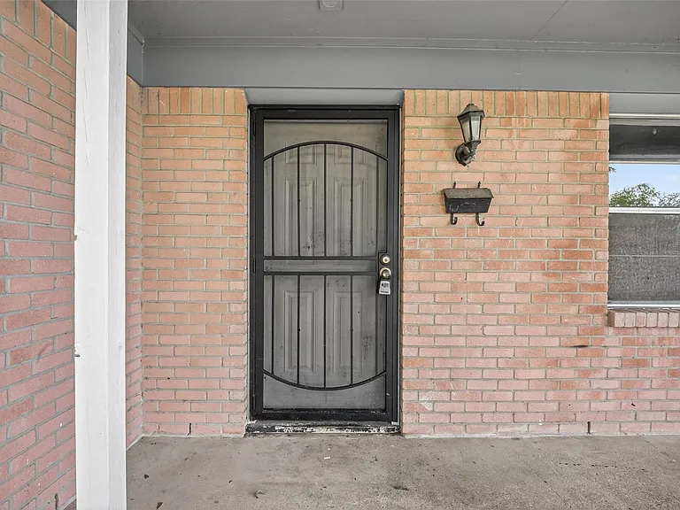 4118 Sunflower St — Photo 5