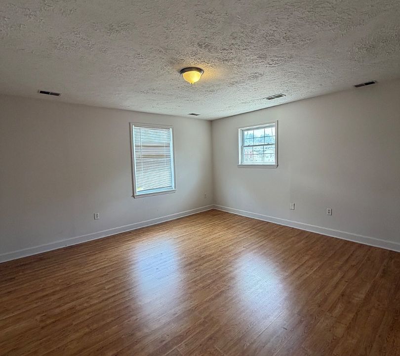 Unit Photo