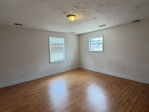 101 W Main St Unit B