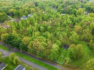 Stewart Ave, Youngstown, OH 44505