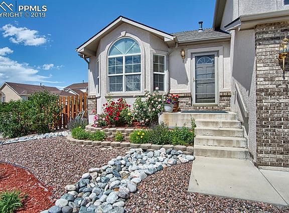 5th image of 6797 Wild Indigo Dr