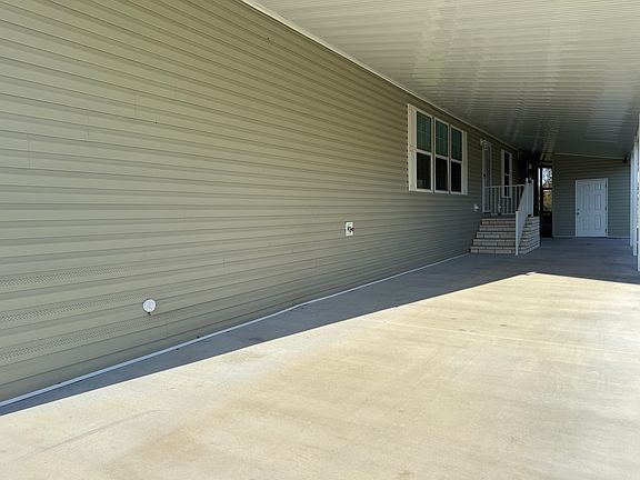 2nd image of 120 W Piedmont Ave #120