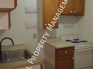 301 S 7th St #4, Watertown, WI 53094