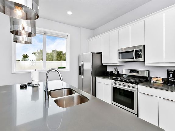 5th image of 7770 Sandy Ridge Dr #108