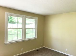 2051 Shelby Dr, Clarksville, TN