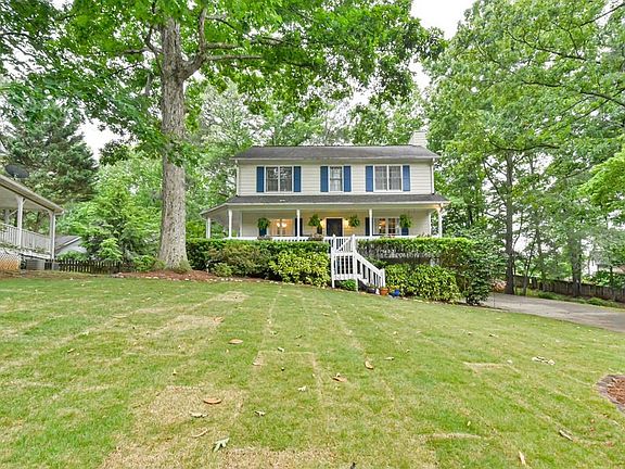 2nd image of 5010 Shallow Ridge Rd NE