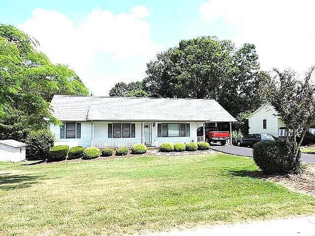 1st image of 361 Iris Ln