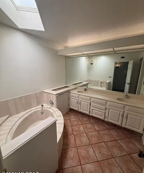 4160 E Aquarius Dr — Photo 12