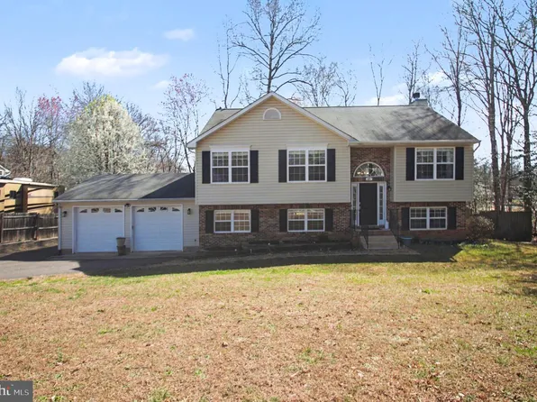 48 Boundary Dr, Stafford, VA 22556