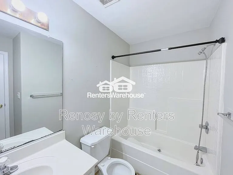 617 Lord Nelson Ct — Photo 30