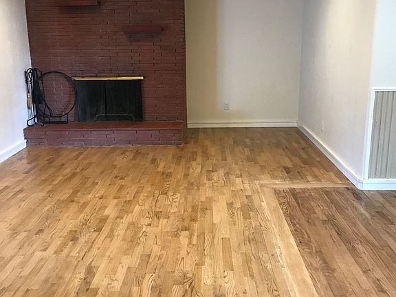 3rd image of 4436 Stone St #1