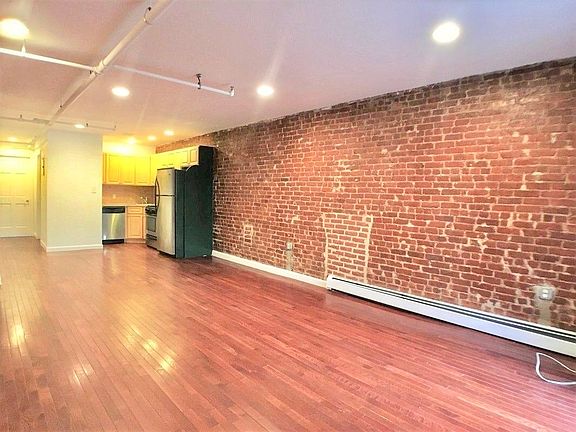 2nd image of 148 W 127th St APT 1