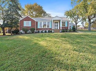 2319 Ridgecrest Dr, Nashville, TN 37216