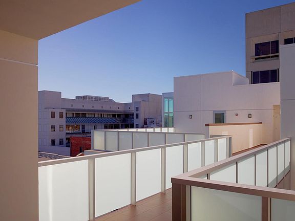 5th image of 525 Santa Monica Blvd #511