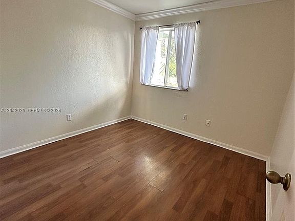 5th image of 2704 SE 15th Pl