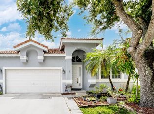 16452 NW 21st St, Pembroke Pines, FL 33028