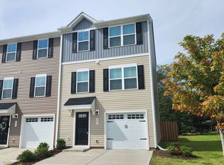 241 Coldwater Creek Ct, Simpsonville, SC 29680