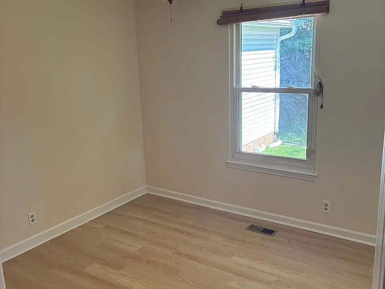 1424 Trade Winds Ct — Photo 10