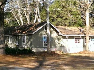 2510 Old Military Rd, Mobile, AL 36605