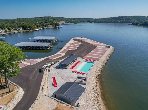 217 Silver Sands Dr, Sunrise Beach, MO 65079