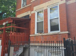 1027 W 19th St APT 2, Chicago, IL 60608
