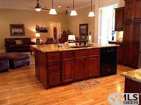 4th image of 2341 Wyndham Ct