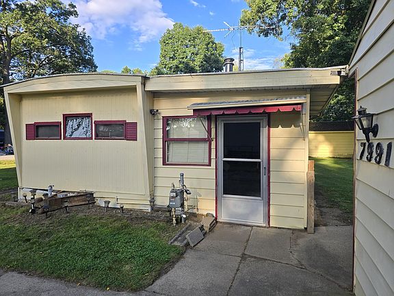 4th image of 7991 Ivan Dr