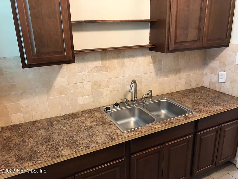 5215 San Juan Ave #1 — Photo 7