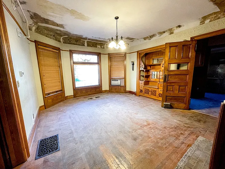 720 S 16th St — Photo 40