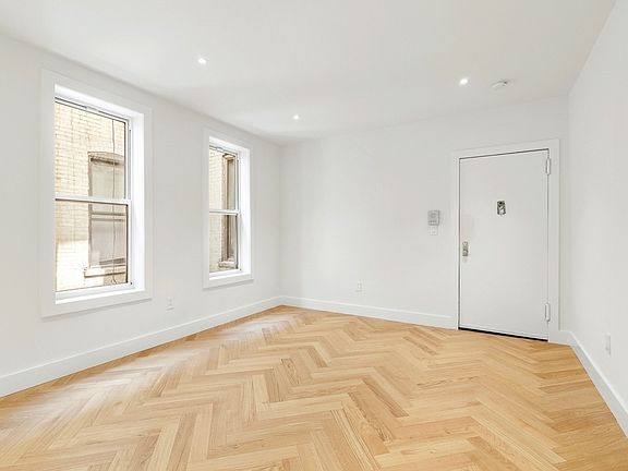 5th image of 336 W 95th St #72