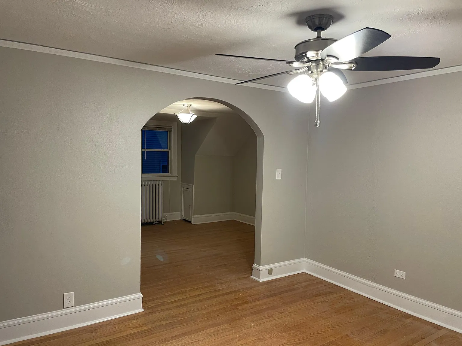 232 S Central Ave — Photo 4