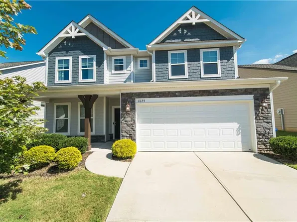 1029 Brockton Dr, Mebane, NC 27302