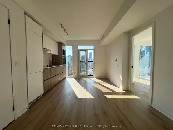 319 Jarvis St, Toronto, ON