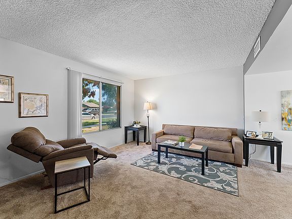 2nd image of 1610 E Baker Dr Room 2