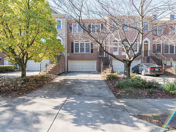 2nd image of 2806 Thaxton Ln