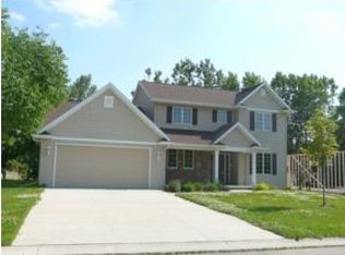 2733 Commonwealth Ct, Appleton, WI 54914
