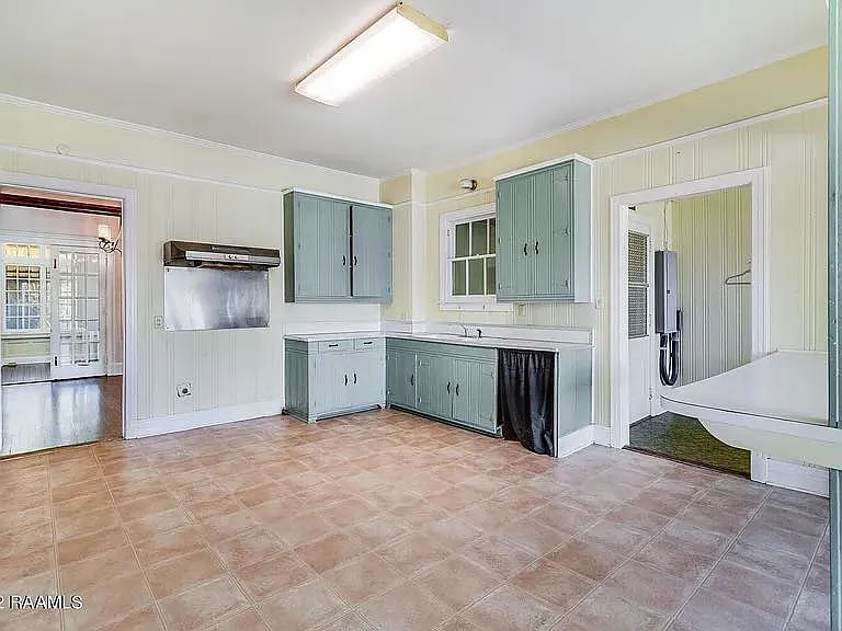 232 S Liberty St — Photo 8