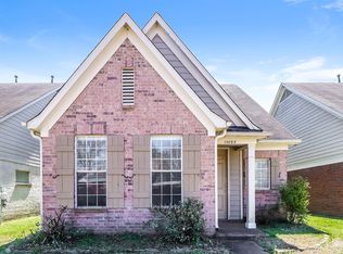 10093 Woodland Hills Dr, Cordova, TN 38018