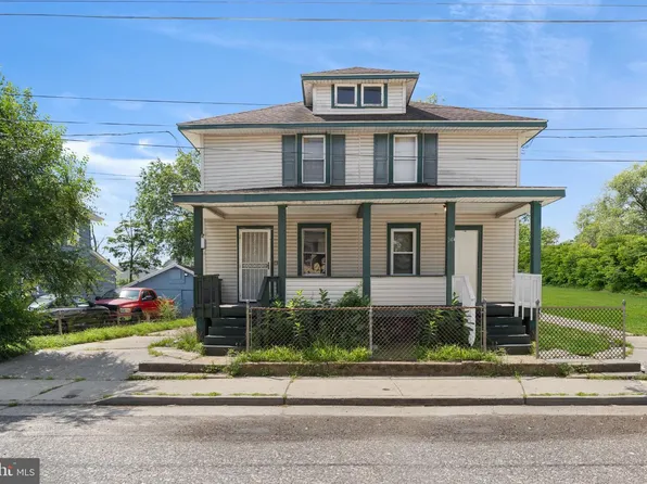 26 E Adams St, Paulsboro, NJ 08066