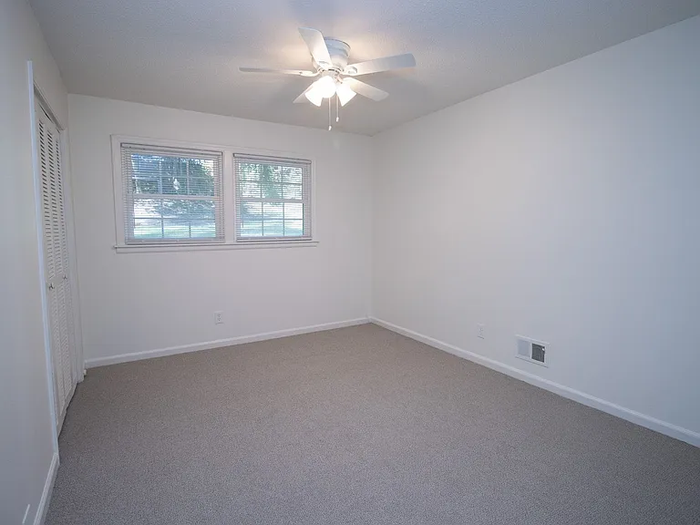 1110 Slann Dr — Photo 21