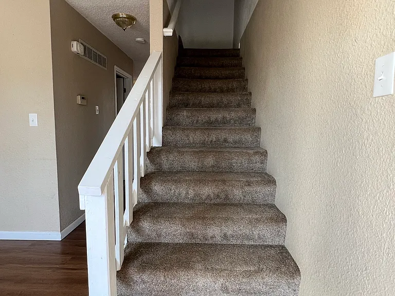 2337 Lonedell Rd — Photo 36