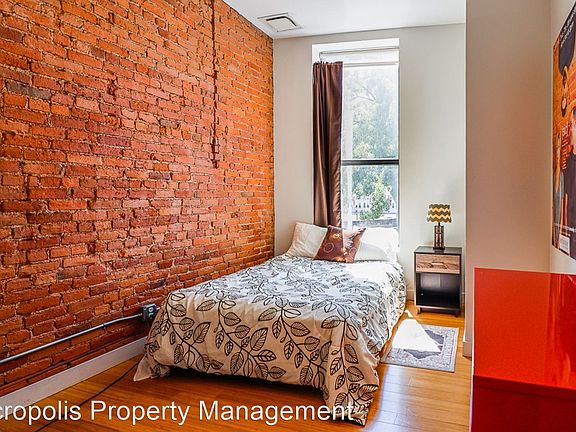 4th image of 201 S West St Floor 3