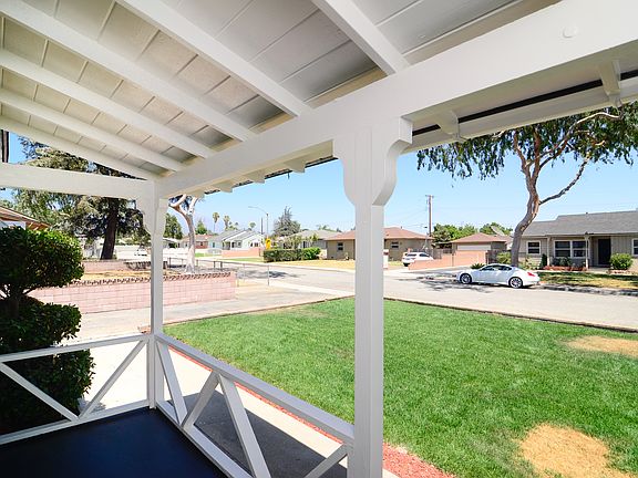 3rd image of 2239 Las Vegas Ave
