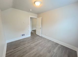 101 N Bowdoin Pl - Duplex, Seattle, WA 98103