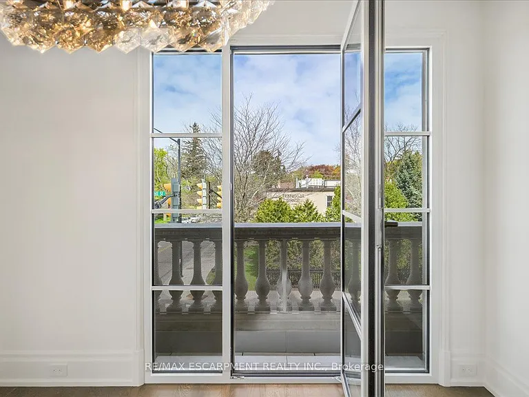300 Randall St S #211 — Photo 33